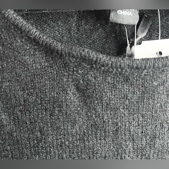 NWT 41 Hawthorn Rella Cashmere Crewneck Sweater - Picture 4 of 5